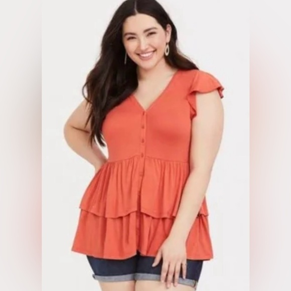 torrid Tops - NEW Torrid Super Soft Button Front V-neck Tiered Babydoll Top Sz 1X Short sleeve